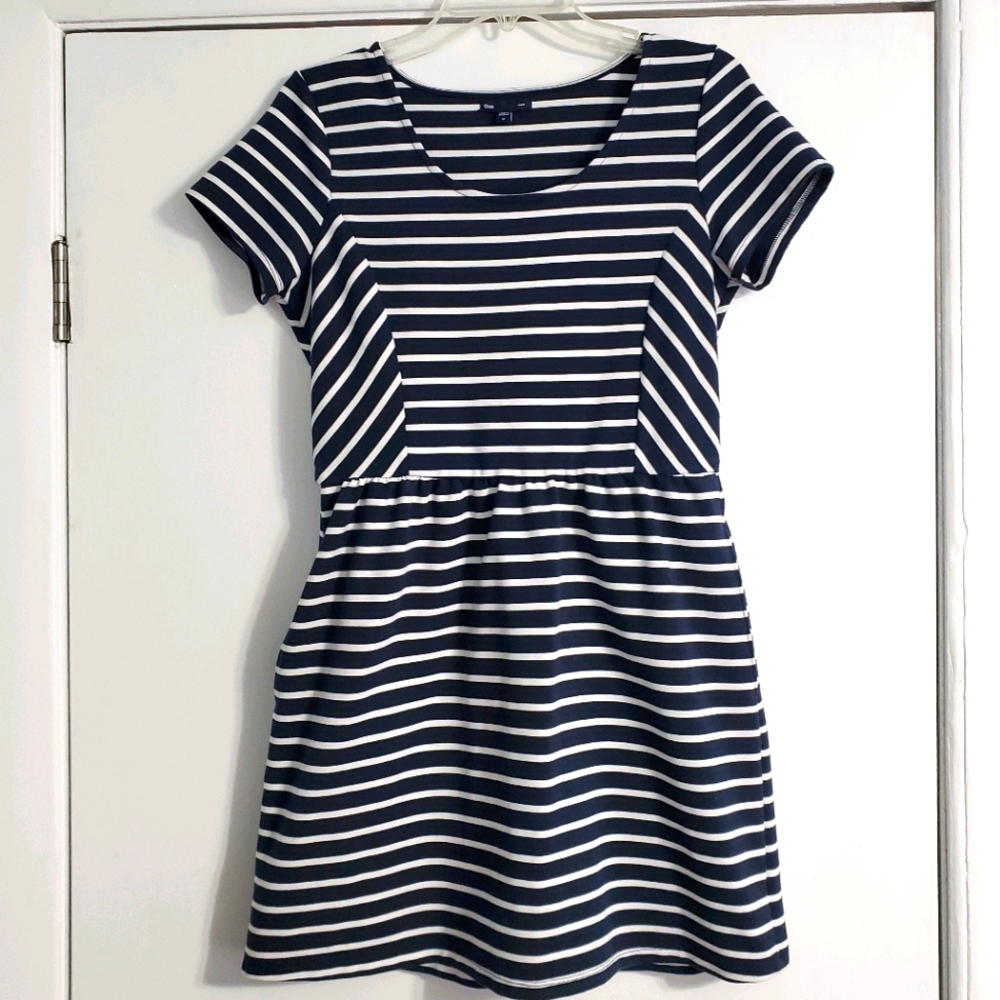 GAP Navy and White Striped Short Sleeve Dress
